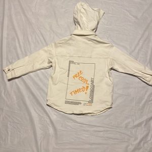Zara kids free cool time jean jacket size 6 color white cream